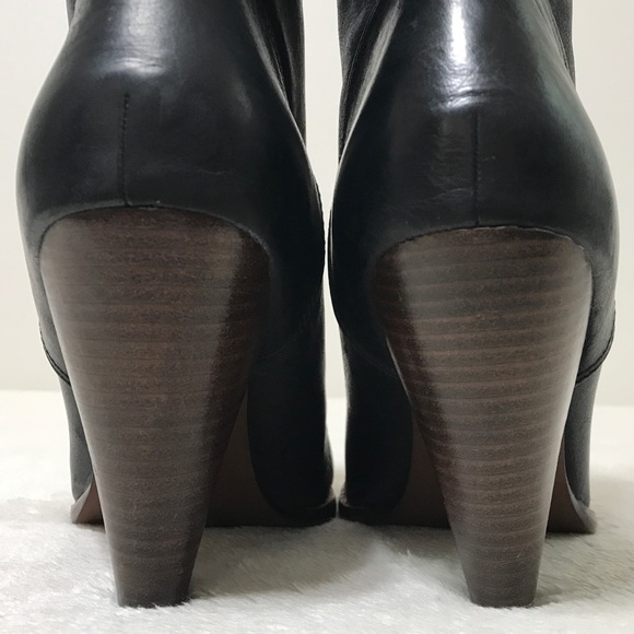Aldo Black Leather Tie Up Booties Size 8 - Picture 10 of 11